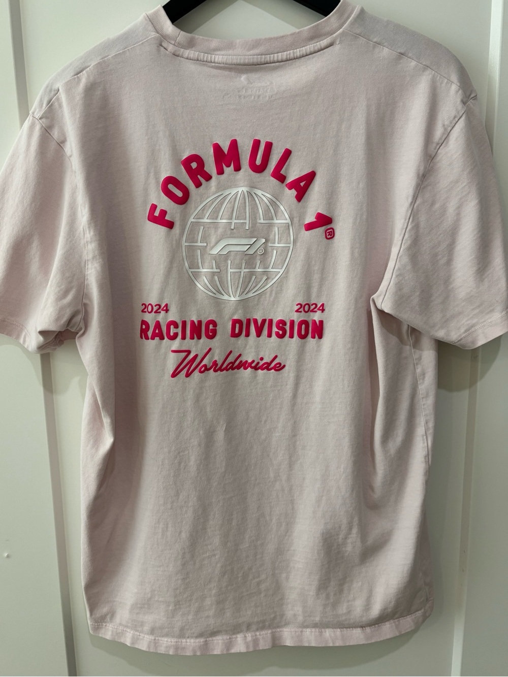 Pink Formula 1 racing division worldwide T-shirt XL